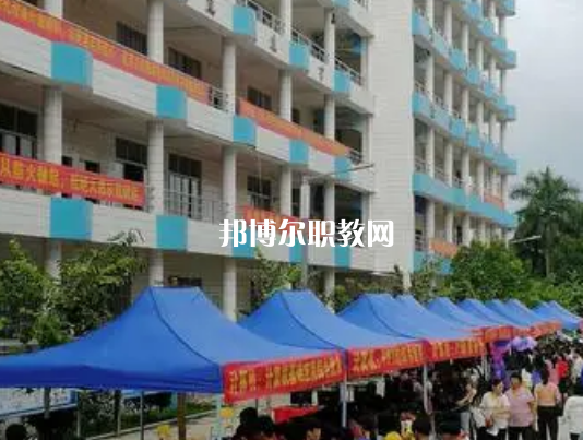 信宜丁堡高級職業(yè)技術(shù)學(xué)校2022年招生錄取分數(shù)線