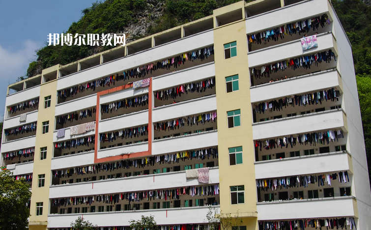 河池衛(wèi)生學(xué)校怎么樣、好不好
