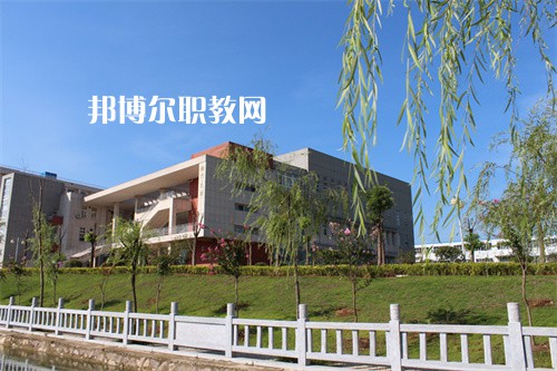 安徽六安技師學(xué)院2022年報(bào)名條件、招生要求、招生對(duì)象