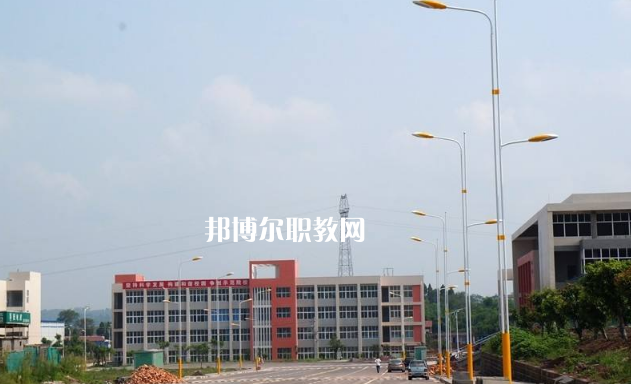 內(nèi)江大千職業(yè)技術學校2022年招生辦聯(lián)系電話