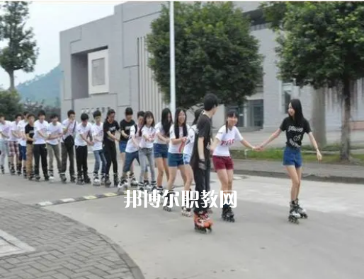 內(nèi)江大千職業(yè)技術(shù)學(xué)校2022年報(bào)名條件、招生要求、招生對(duì)象