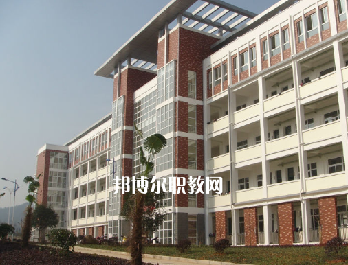 宣城信息工程學(xué)校2022年報名條件、招生要求、招生對象