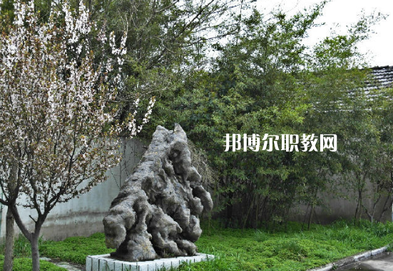 阜陽工業(yè)經(jīng)濟學(xué)校2022年有哪些專業(yè)