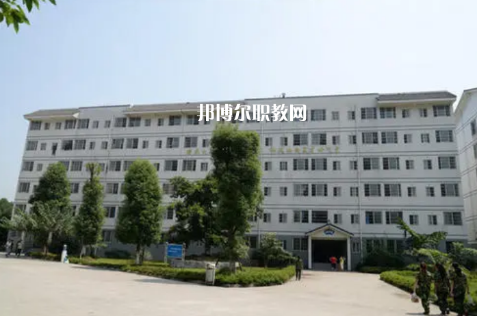 姚安縣職業(yè)高級(jí)中學(xué)2022年報(bào)名條件、招生要求、招生對(duì)象