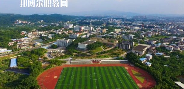 廣東省梅州市衛(wèi)生職業(yè)技術(shù)學(xué)校2022年報(bào)名條件、招生要求、招生對(duì)象