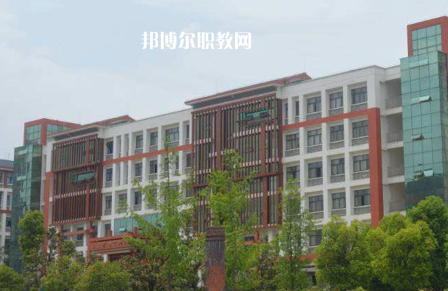 黔西南民族職業(yè)技術(shù)學(xué)院(中職部)2022年報名條件、招生要求、招生對象