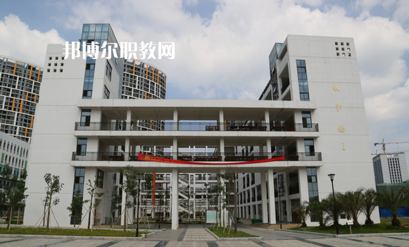 南寧衛(wèi)生學(xué)校怎么樣、好不好