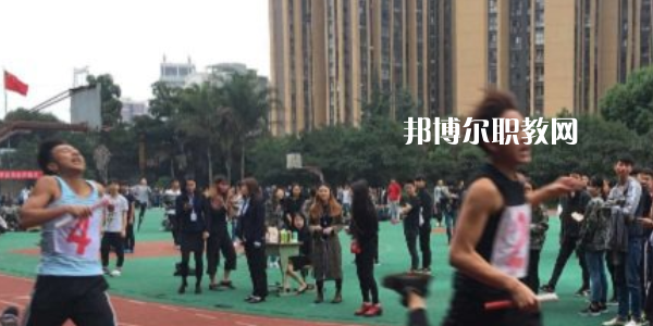 成都翔飛航空職業(yè)技術(shù)學校怎么樣、好不好