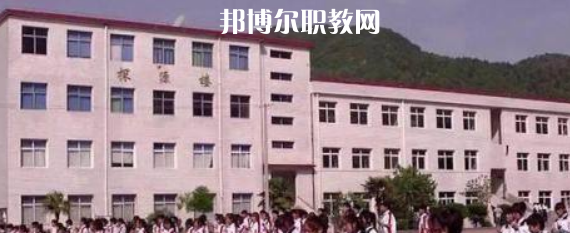 岳池白廟職業(yè)中學校2022年招生辦聯(lián)系電話