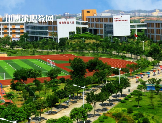 云南電子信息高級技工學(xué)校2022年報(bào)名條件、招生要求、招生對象