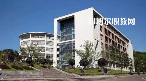四川宜賓職業(yè)技術(shù)學(xué)校2022年報(bào)名條件、招生要求、招生對象