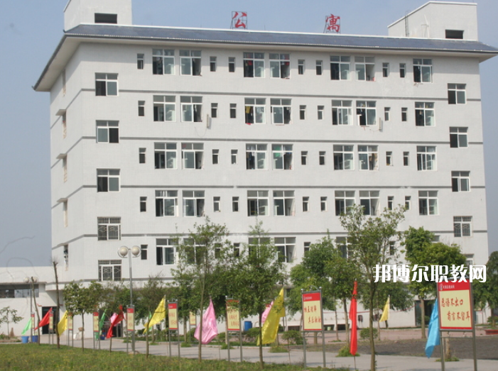 廣安武勝嘉陵職業(yè)技術(shù)學(xué)校2022年報(bào)名條件、招生要求、招生對(duì)象
