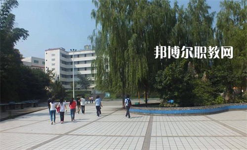 大理衛(wèi)生學(xué)校2022年學(xué)費、收費多少