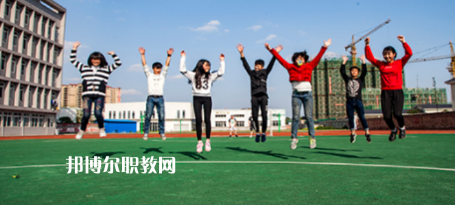 四川省青神中等職業(yè)學校2022年招生錄取分數線