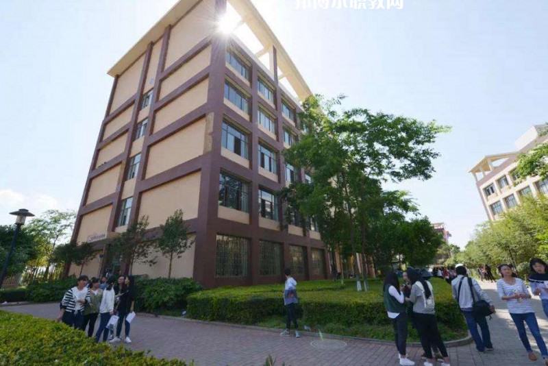 云南商務(wù)職業(yè)學(xué)院2022年報(bào)名條件、招生要求、招生對(duì)象