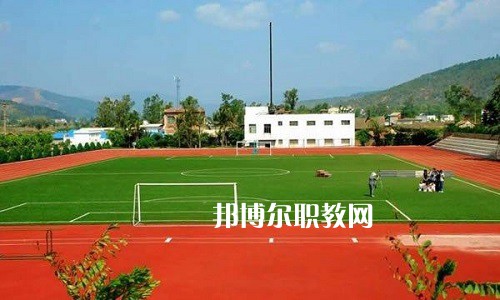 石屏縣職業(yè)高級中學怎么樣、好不好