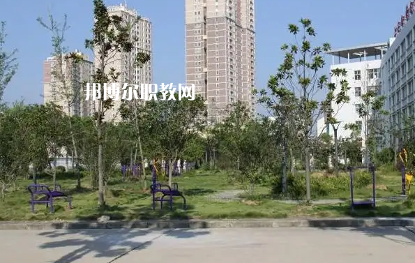 安陸中等職業(yè)技術(shù)學(xué)校2022年報(bào)名條件、招生要求、招生對(duì)象