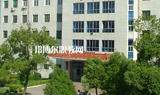 武漢黃陂職業(yè)技術(shù)學(xué)校2022年報(bào)名條件、招生要求、招生對象