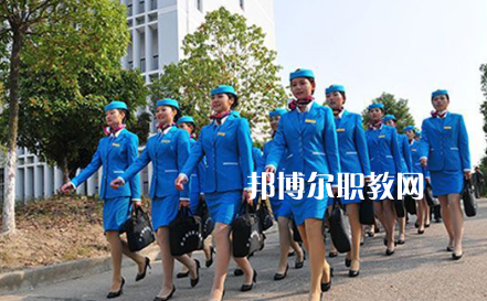 武漢交通科技學(xué)校2022年報名條件、招生要求、招生對象