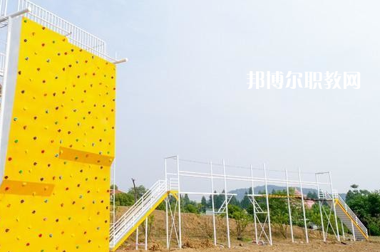 武漢華中藝術(shù)學(xué)校2022年報(bào)名條件、招生要求、招生對(duì)象