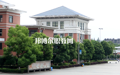 荊州機(jī)械電子工業(yè)學(xué)校2022年怎么樣、好不好