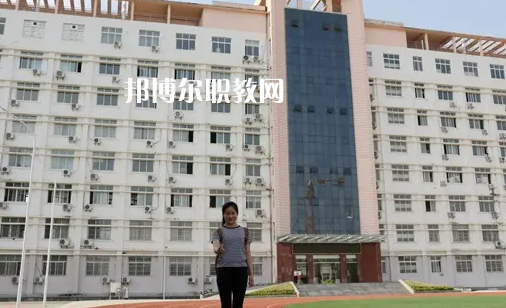 孝感高級(jí)技工學(xué)校2022年報(bào)名條件、招生要求、招生對(duì)象