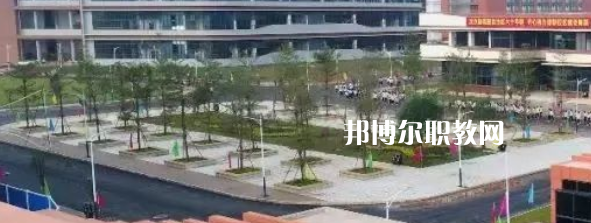 廣西醫(yī)科大學附設玉林衛(wèi)生學校2022年網(wǎng)站網(wǎng)址