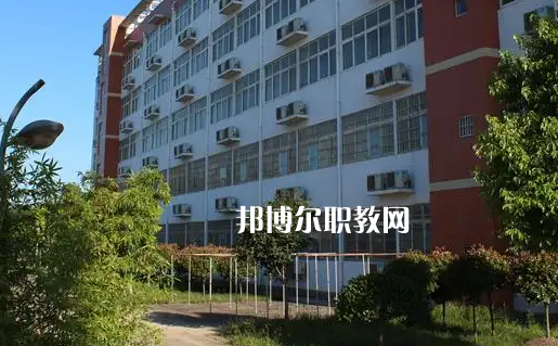 湖北現(xiàn)代技術(shù)學校2022年報名條件、招生要求、招生對象