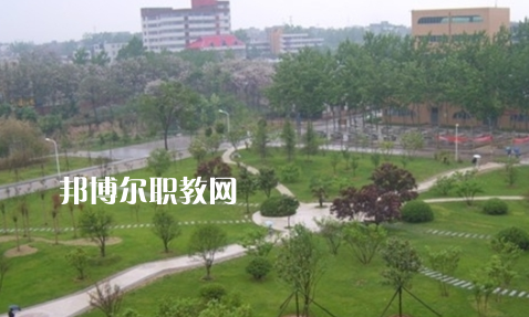 湖北仙桃高級技工學校2022年招生辦聯(lián)系電話