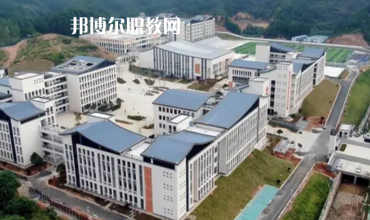 新晃侗族自治縣職業(yè)中等專業(yè)學校