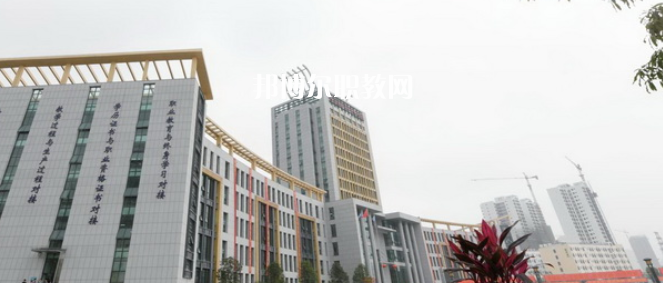 河池職業(yè)教育中心學(xué)校2022年怎么樣、好不好
