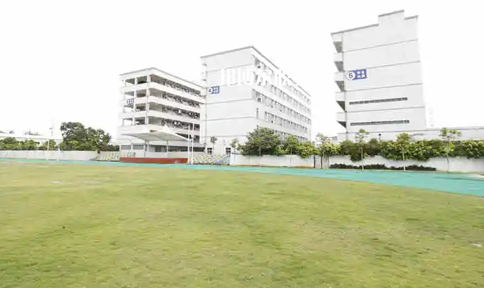 湖南醫(yī)藥衛(wèi)校2022年報名條件、招生要求、招生對象