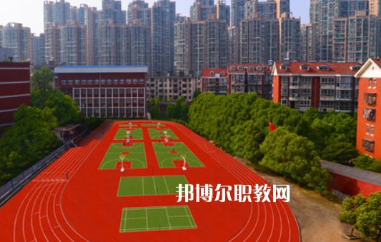 湖南工業(yè)貿(mào)易學校