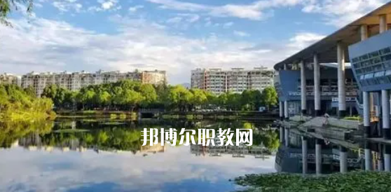 寧波高職?？圃盒Ｅ琶?強(qiáng)