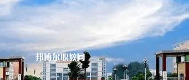 河南高職?？圃盒Ｅ琶?6強(qiáng)