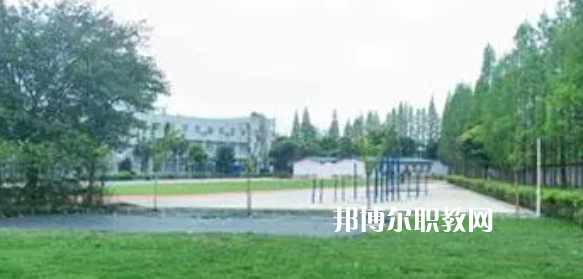 2023成都光華技工學(xué)校招生計(jì)劃 招生人數(shù)是多少(附要求、條件、對(duì)象)