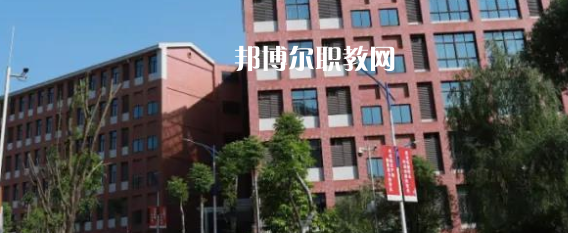 重慶藝術學校地址在哪里，哪個地區(qū)，哪個城市?