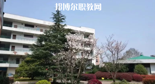 2023蘭溪市第六中學(xué)招生計(jì)劃 招生人數(shù)是多少(附要求、條件、對(duì)象)