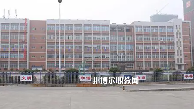 2023湖南建康技工學(xué)校招生計(jì)劃 招生人數(shù)是多少(附要求、條件、對(duì)象)