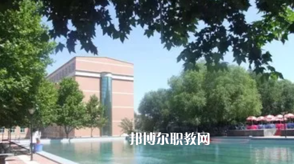 陜西長(zhǎng)城科技技術(shù)學(xué)校地址，乘車路線