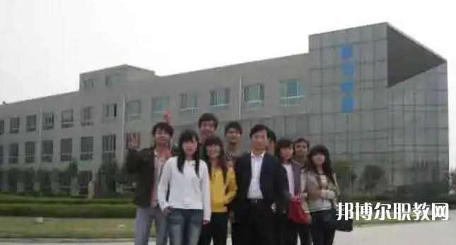 陜西省高教系統(tǒng)職業(yè)中等專業(yè)學(xué)校地址，乘車路線