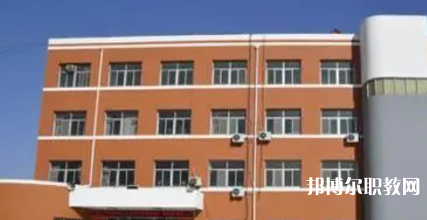 雄縣職業(yè)技術教育中心地址，乘車路線