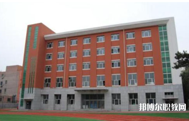 張家口華航中等專業(yè)學(xué)校地址，乘車路線