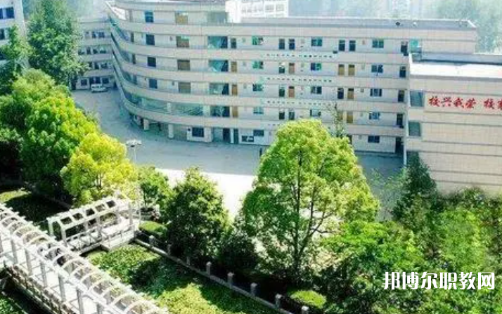貴陽市烏當(dāng)區(qū)中等職業(yè)學(xué)校怎么樣、好不好