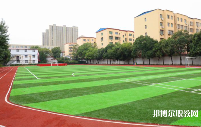 鄭州新華中等專業(yè)學(xué)校怎么樣、好不好