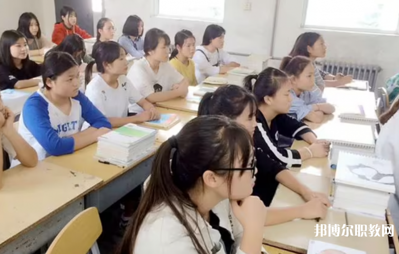 鄭州市特色教育中等專(zhuān)業(yè)學(xué)校怎么樣、好不好