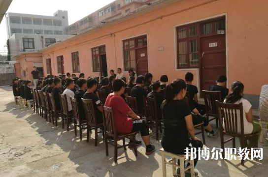 安陽(yáng)源首科技制藥學(xué)校怎么樣、好不好