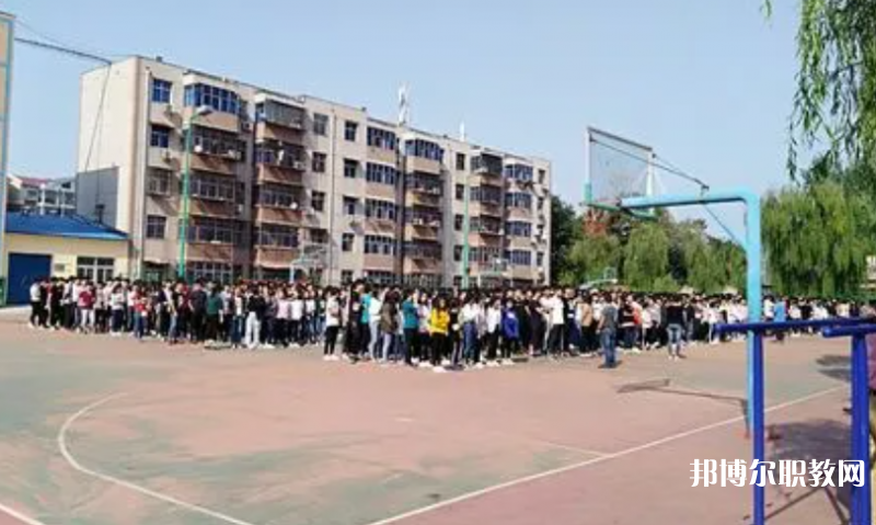 2023洛陽(yáng)市中等職業(yè)學(xué)校洛龍校區(qū)多少錢(qián) 洛陽(yáng)市中等職業(yè)學(xué)校洛龍校區(qū)各專(zhuān)業(yè)學(xué)費(fèi)收費(fèi)標(biāo)準(zhǔn)