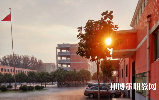 2023濮陽(yáng)油田職業(yè)中等專業(yè)學(xué)校招生計(jì)劃 招生人數(shù)是多少(附要求、條件、對(duì)象)