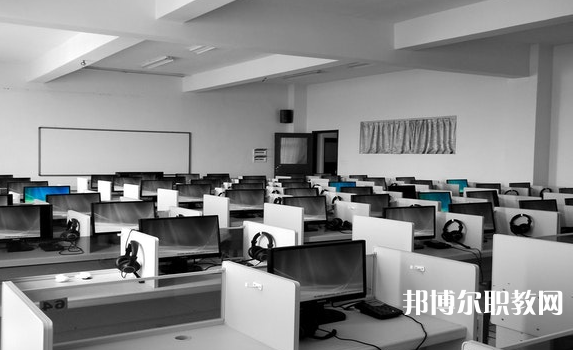 南召縣培英中等職業(yè)學校怎么樣、好不好